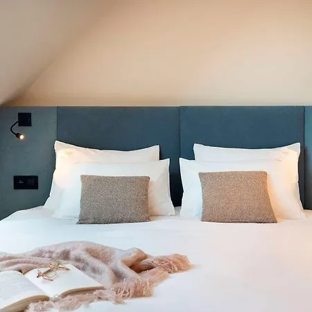 Hebe Hotel *